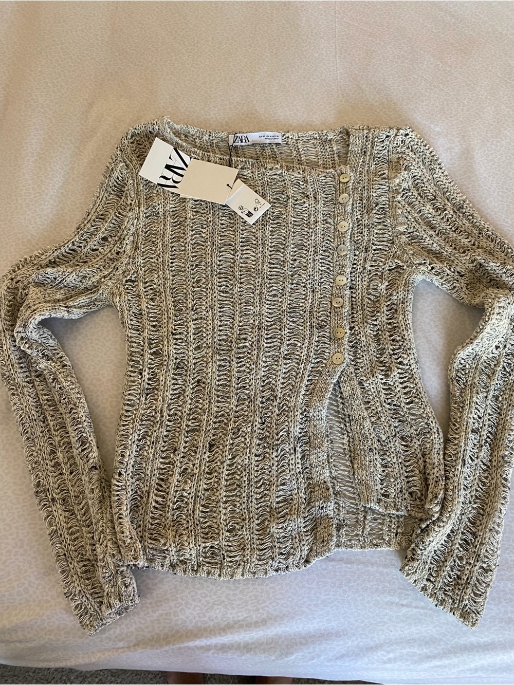 ZARA Beige Cream Ribbed Button-Detail Sweater Cardigan